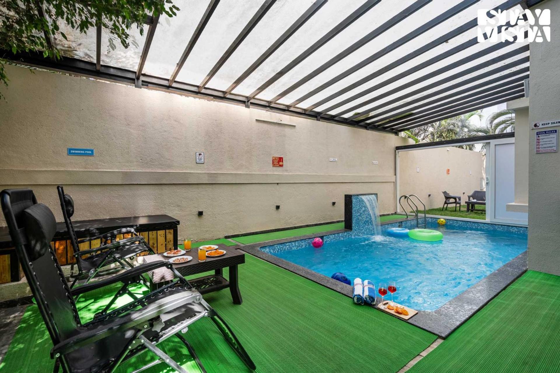Serenity Meadows With Pool By Veo - Part Of Stayvista Nashik Exterior foto